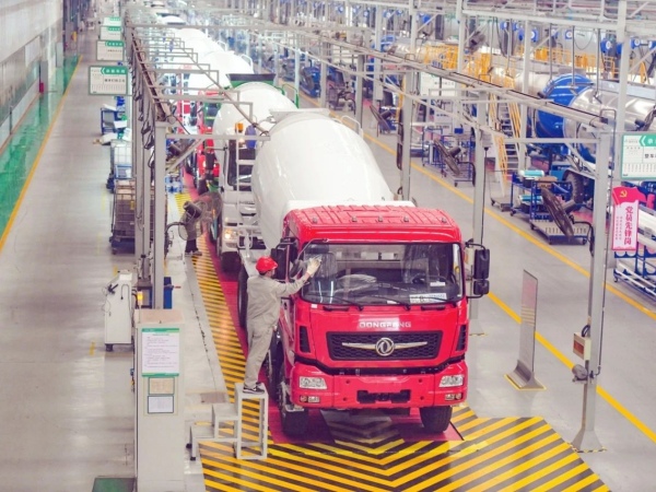 《洛陽日報》：中集凌宇全力趕訂單，年末生產忙